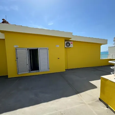 View Apartamento *