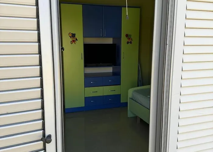 View Apartamento Golem (Tirana)