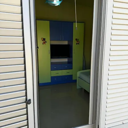 View Appartement Golem (Tirana)